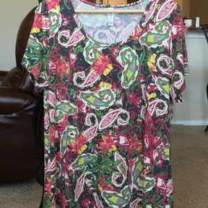 Lularoe Classic Tee